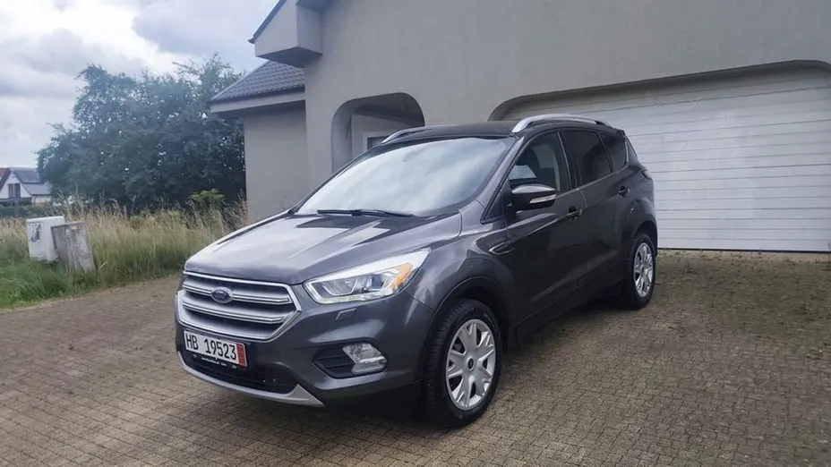 FORD Kuga -