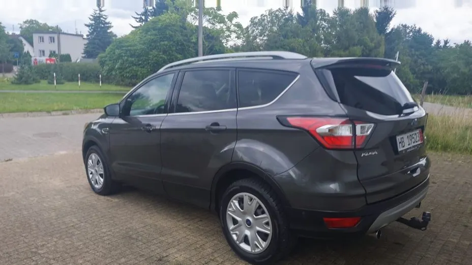 FORD Kuga -