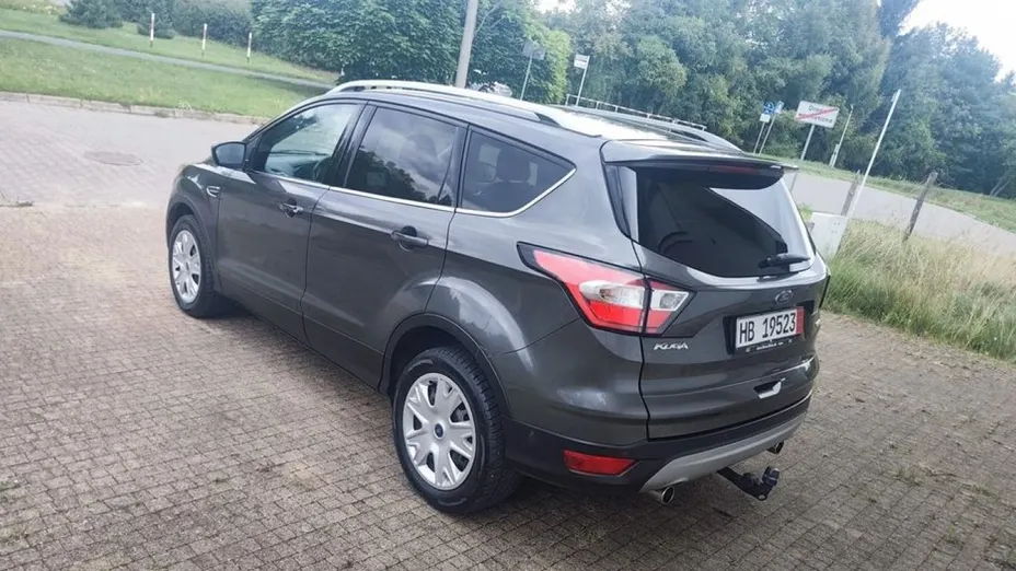 FORD Kuga -