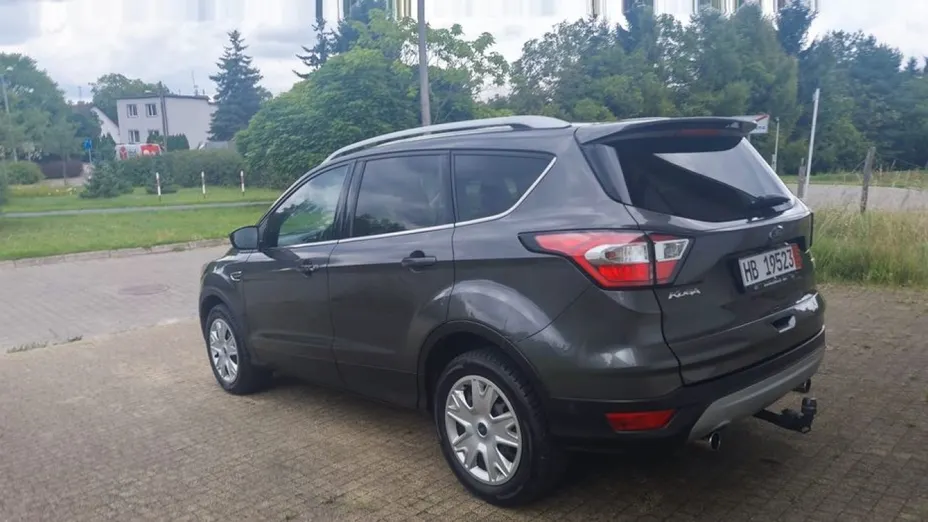 FORD Kuga -