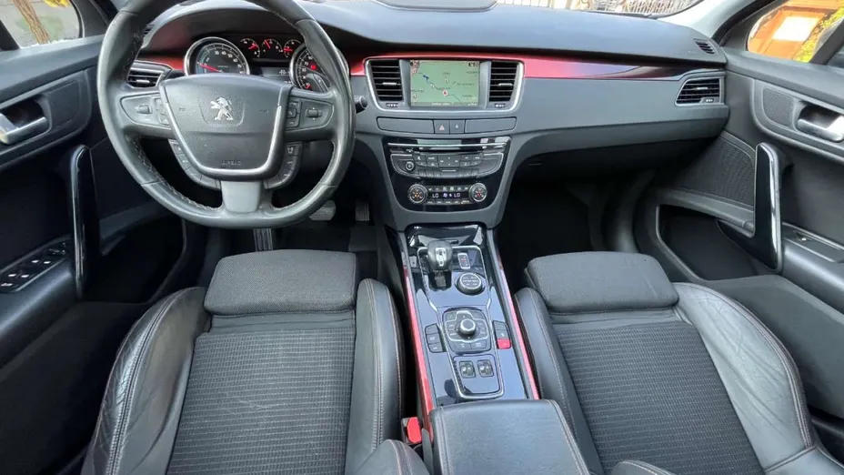 PEUGEOT 508 -