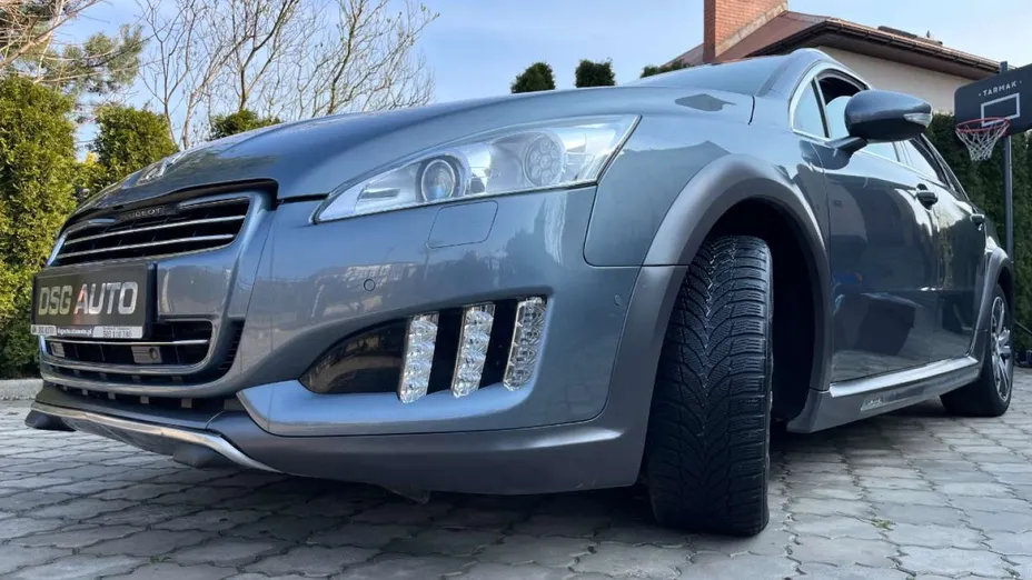 PEUGEOT 508 -