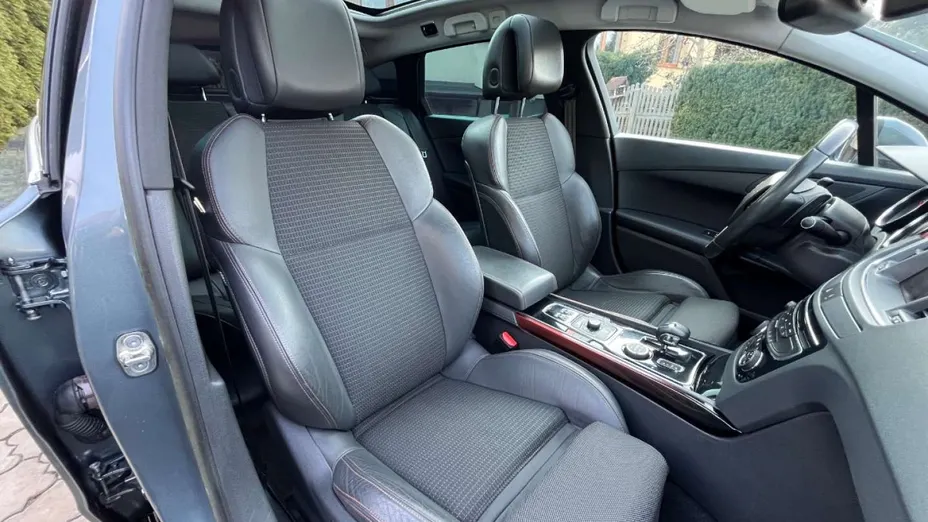 PEUGEOT 508 -