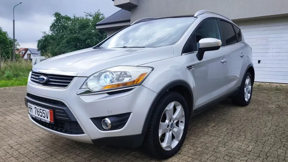 FORD Kuga -