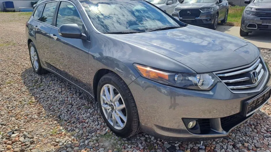 HONDA Accord -