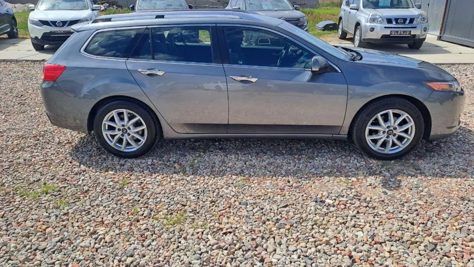 HONDA Accord -