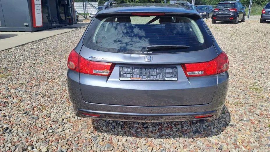 HONDA Accord -