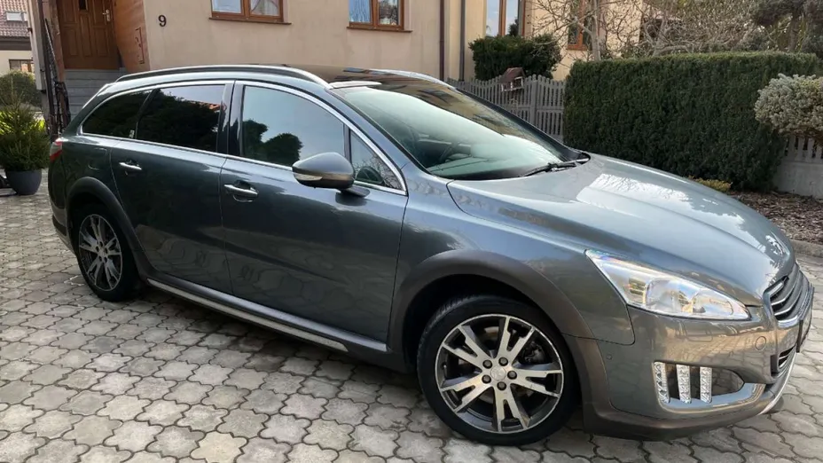 PEUGEOT 508 -