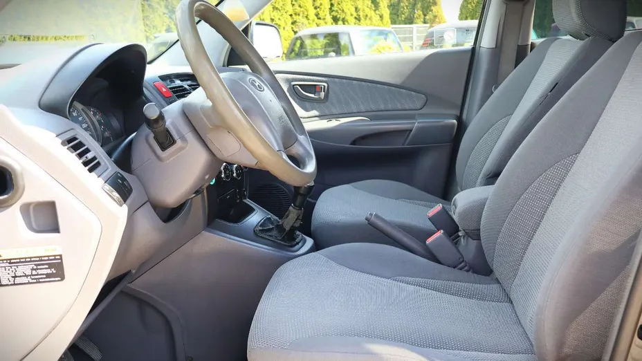 HYUNDAI Tucson -