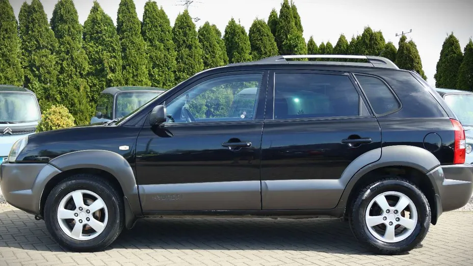 HYUNDAI Tucson -