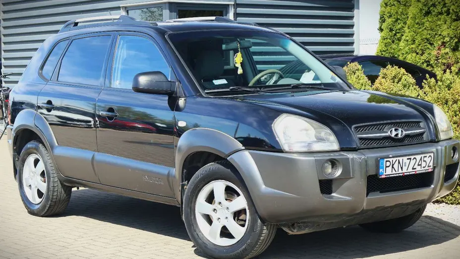 HYUNDAI Tucson -