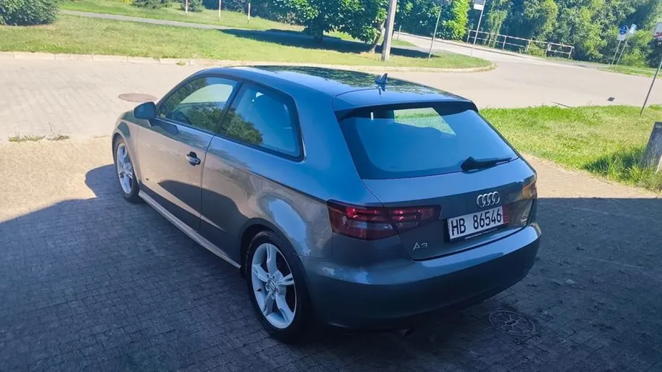 AUDI A3 -