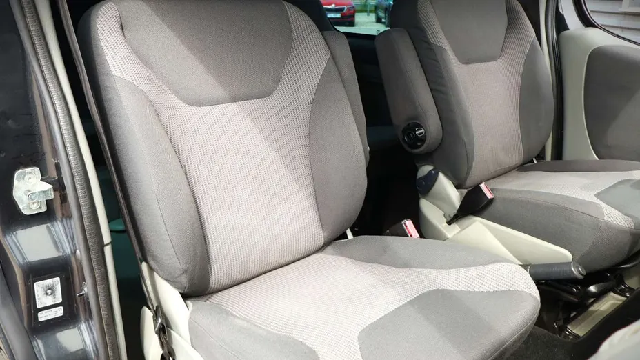 OPEL Vivaro -