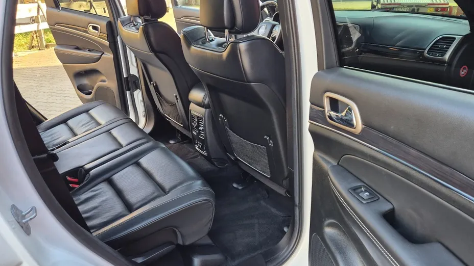 JEEP Grand Cherokee -