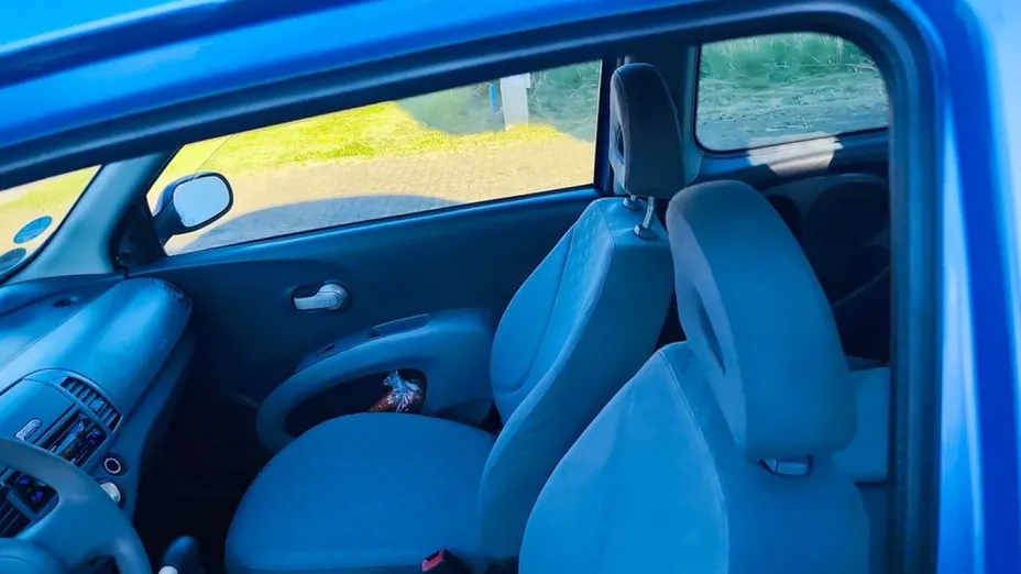NISSAN Micra -