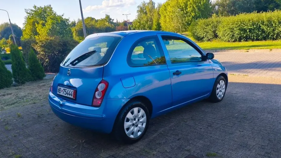 NISSAN Micra -