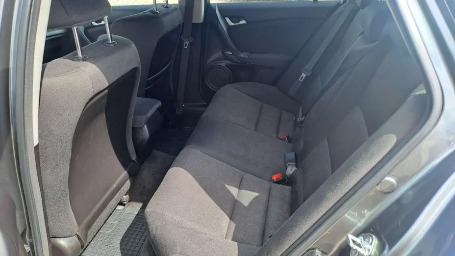 HONDA Accord -