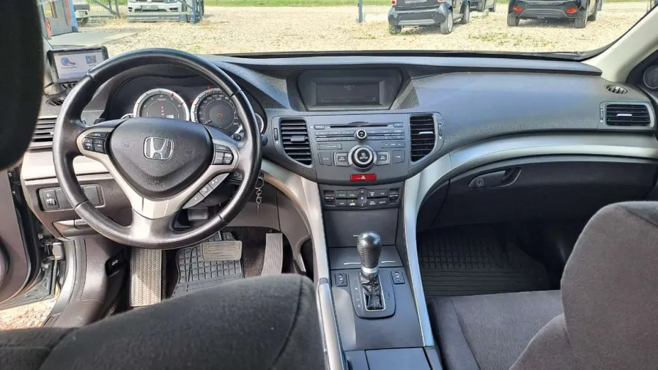 HONDA Accord -