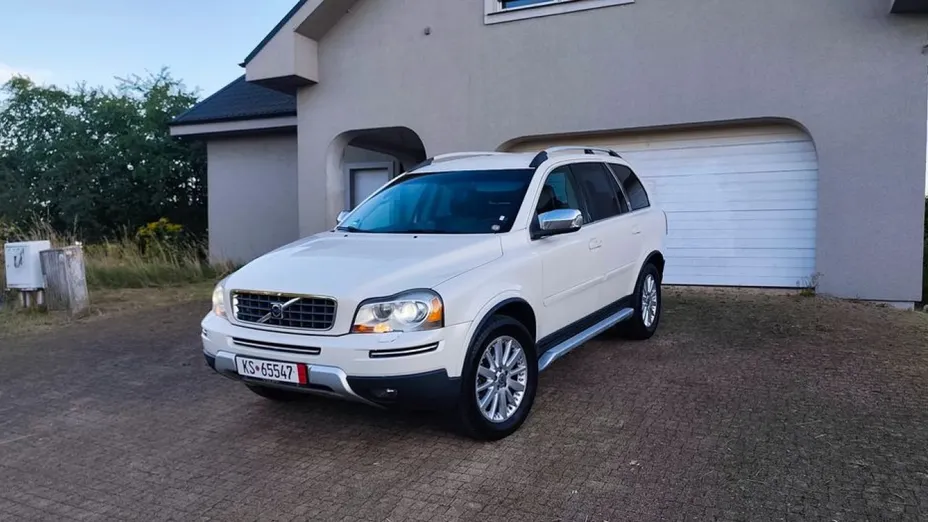 VOLVO XC90 -
