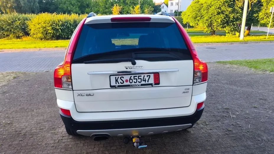 VOLVO XC90 -