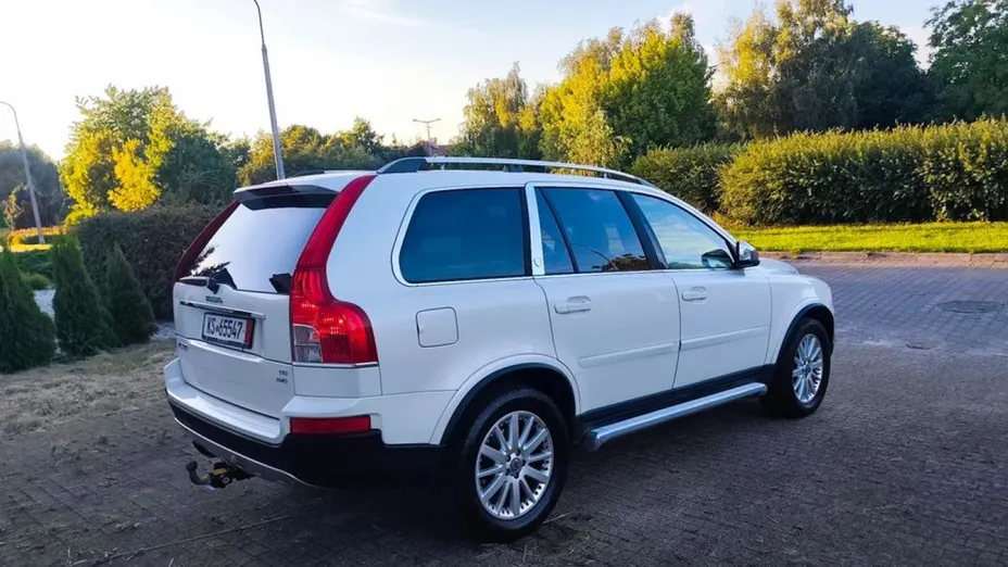 VOLVO XC90 -