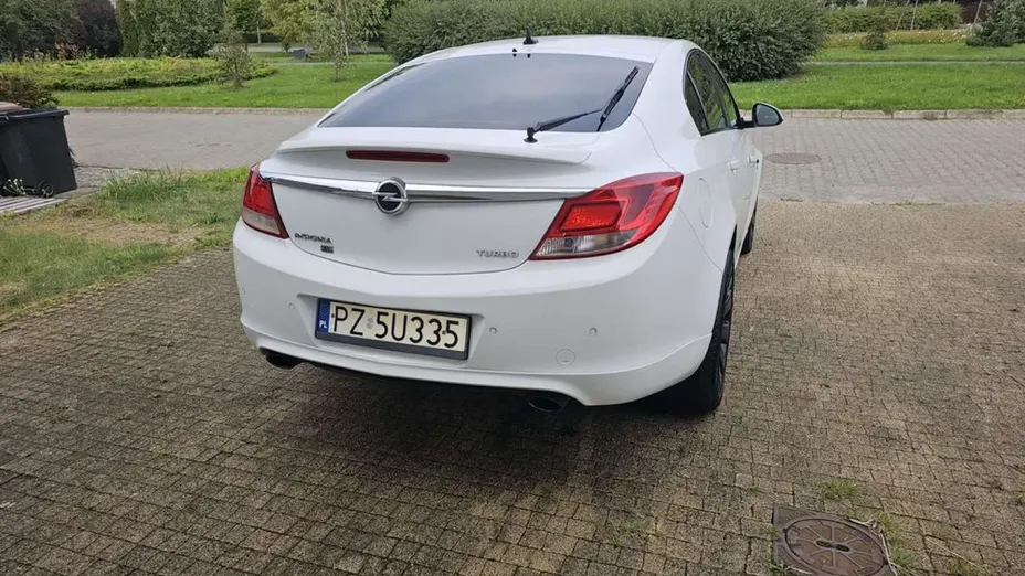 OPEL Insignia -