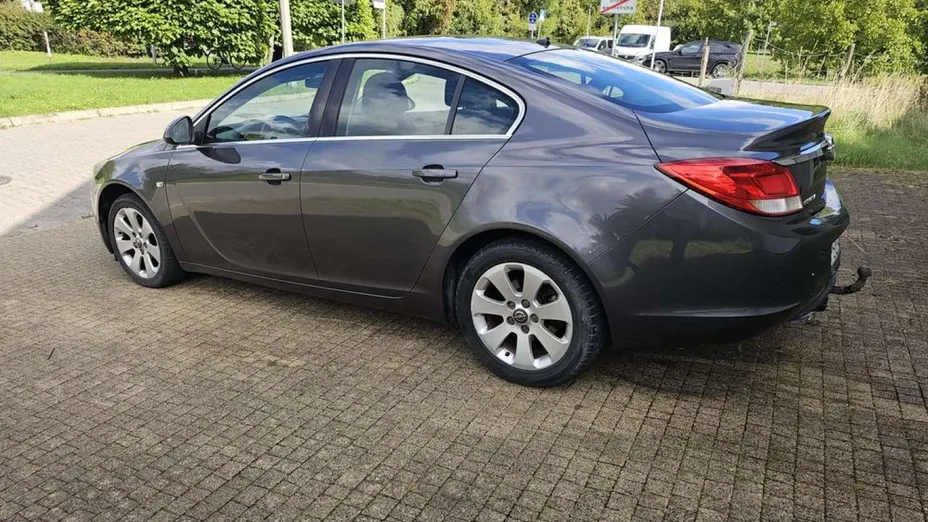 OPEL Insignia -