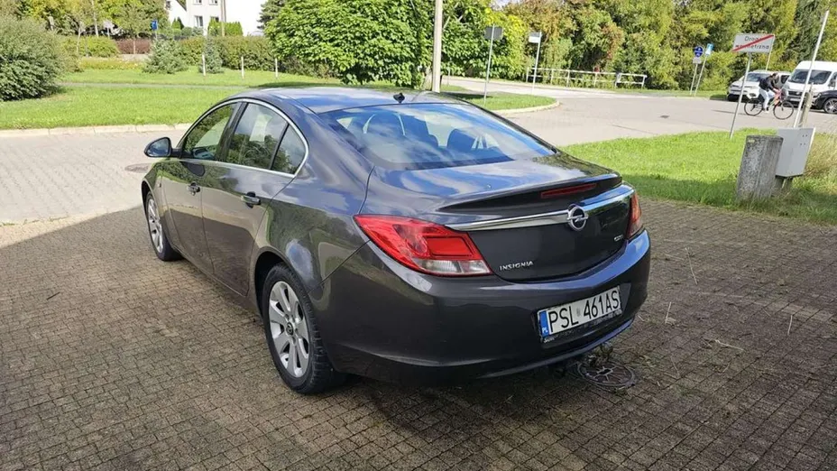 OPEL Insignia -