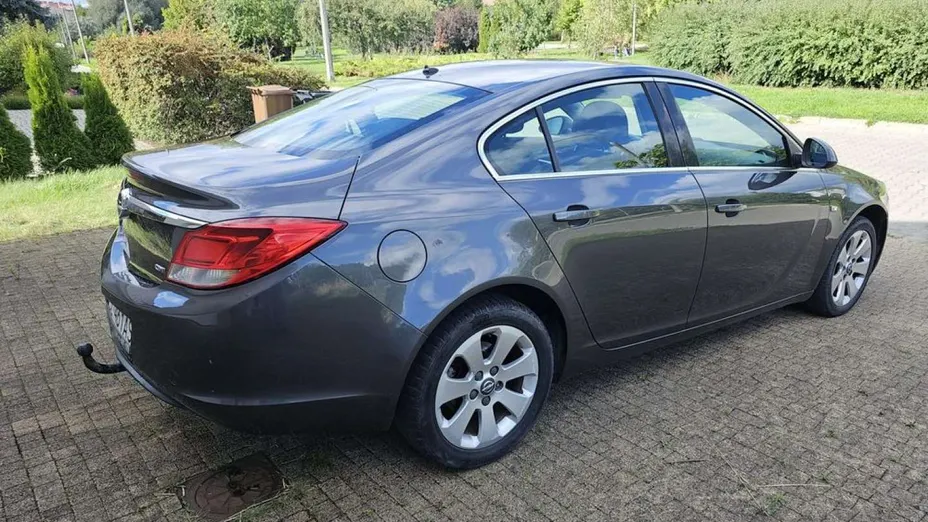 OPEL Insignia -