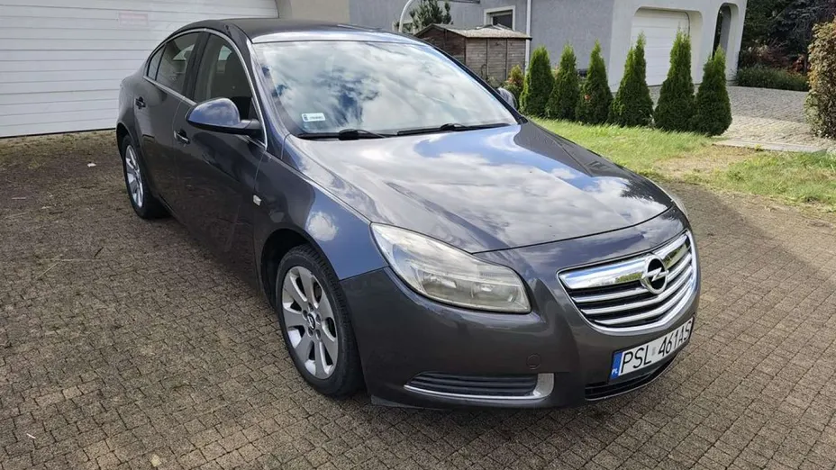 OPEL Insignia -