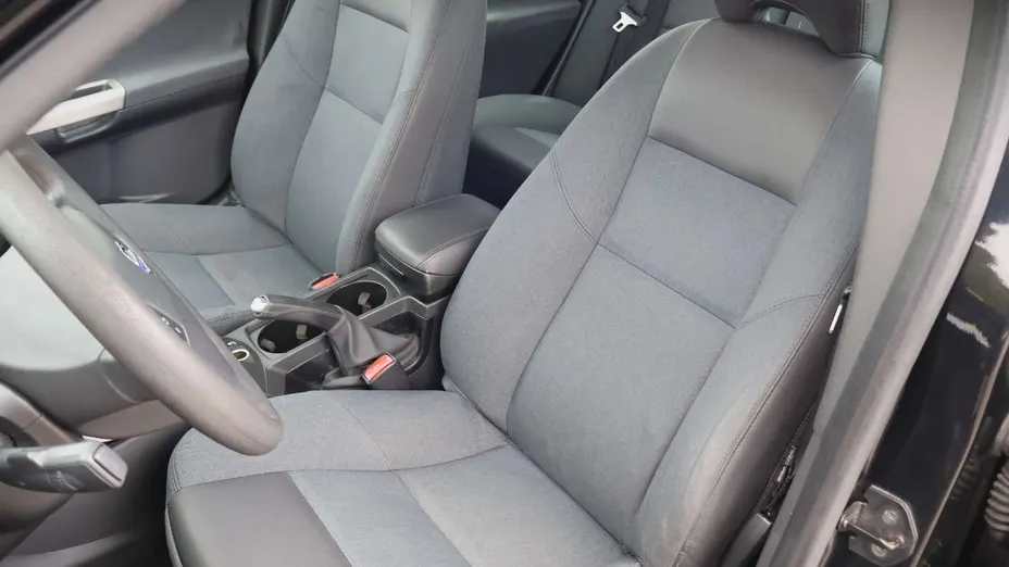 VOLVO V50 -