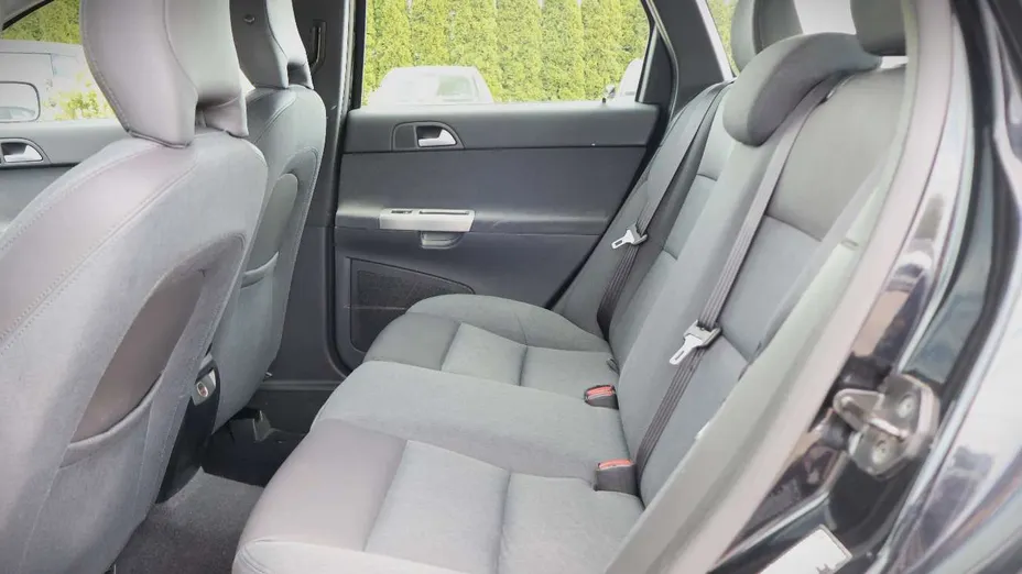 VOLVO V50 -