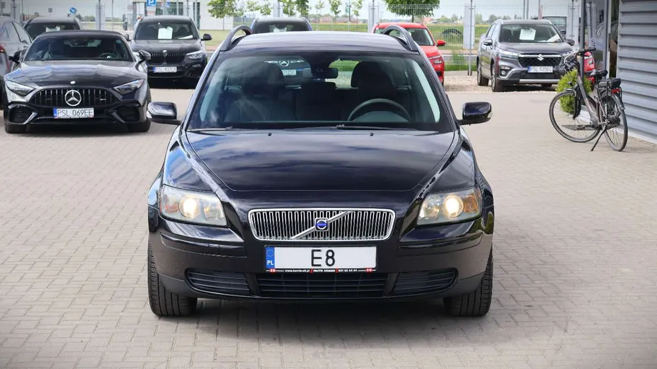 VOLVO V50 -
