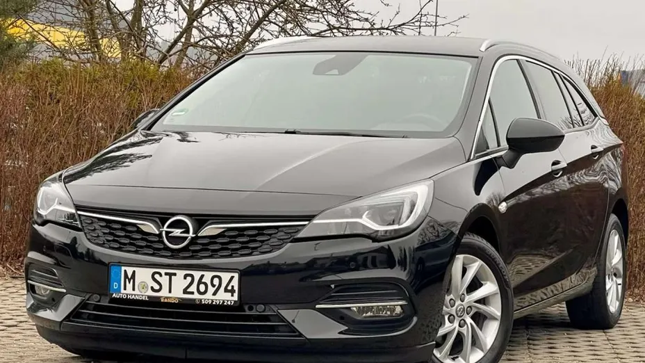 OPEL Astra -