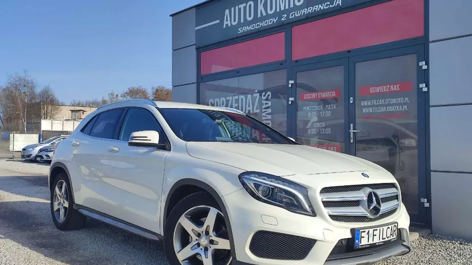 MERCEDES-BENZ GLA -