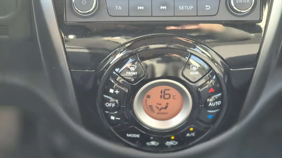 NISSAN Micra -