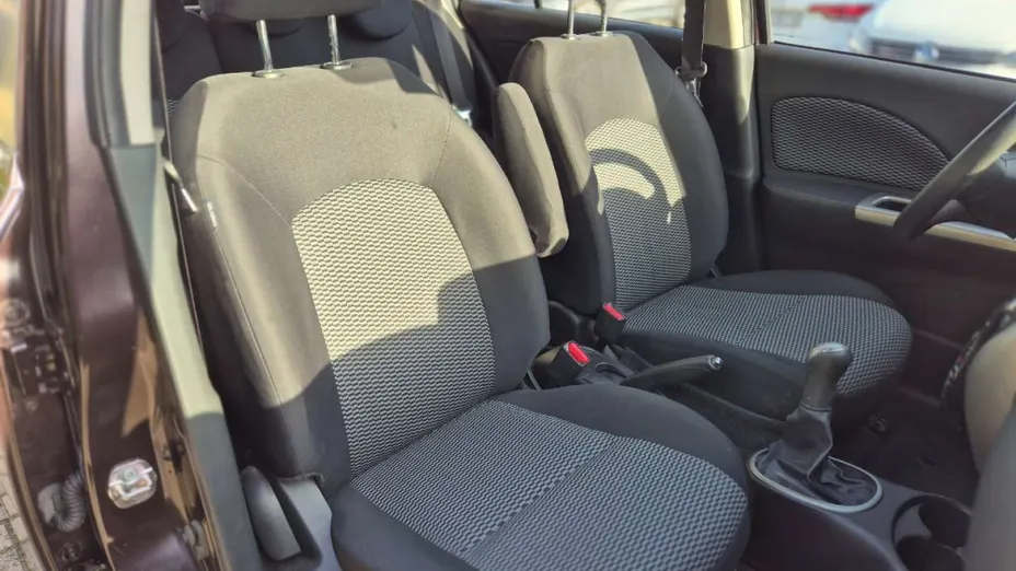 NISSAN Micra -