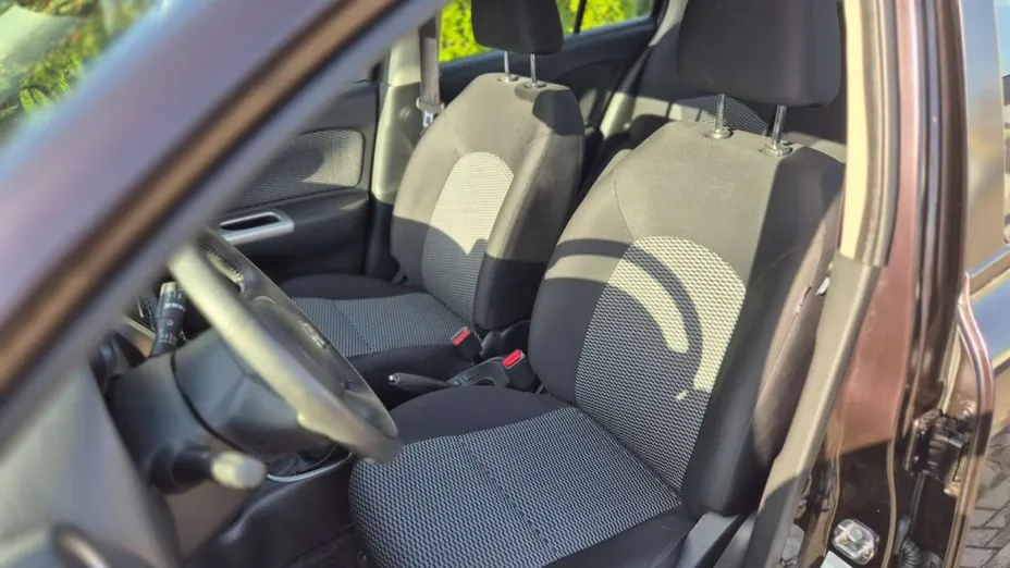 NISSAN Micra -