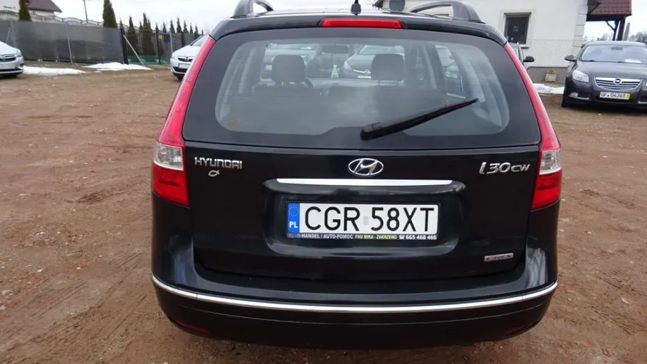 HYUNDAI i30 -