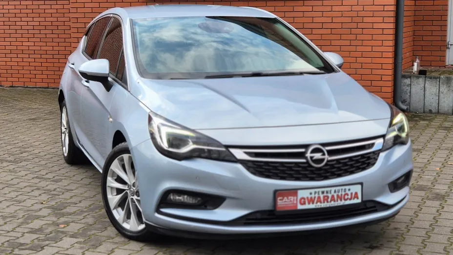 OPEL Astra -