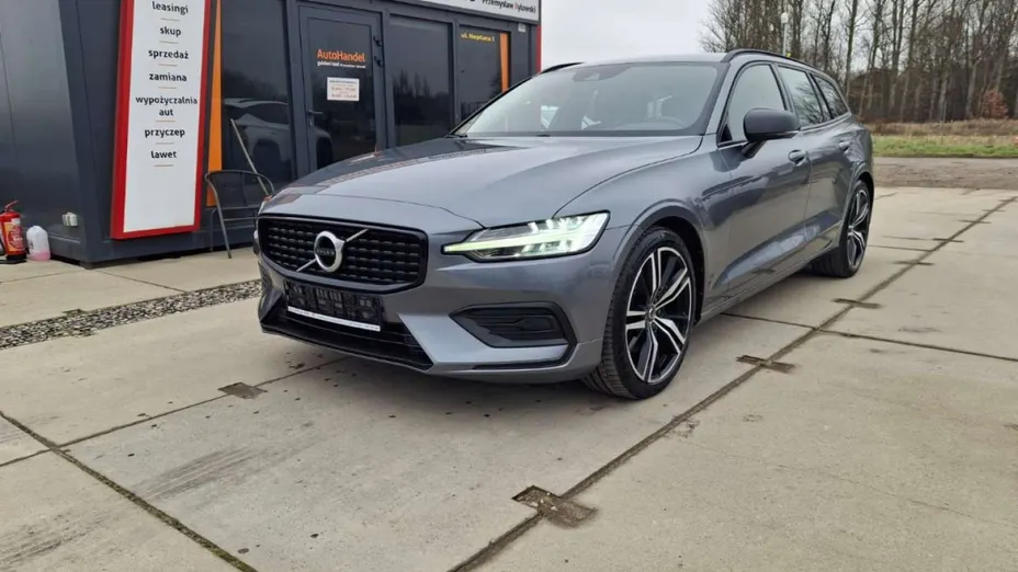 VOLVO V60 -