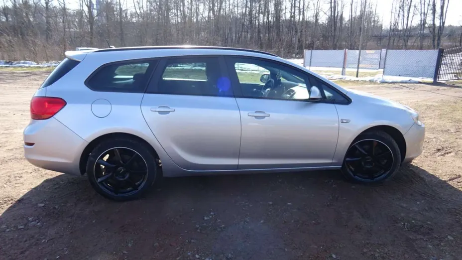 OPEL Astra -