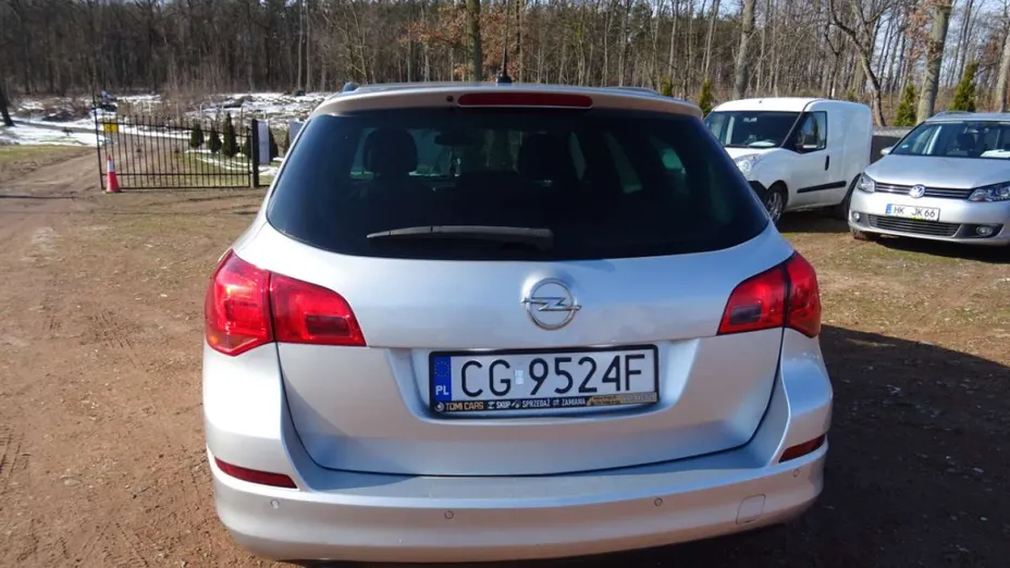 OPEL Astra -
