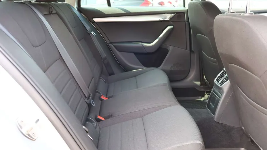 SKODA Octavia -
