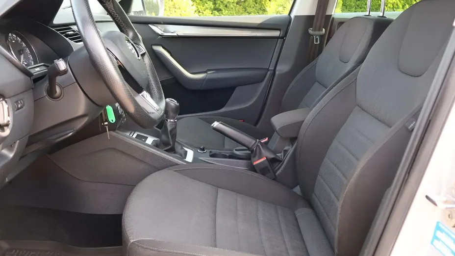 SKODA Octavia -