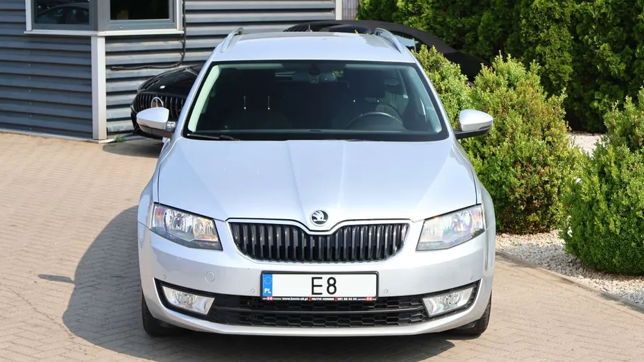 SKODA Octavia -