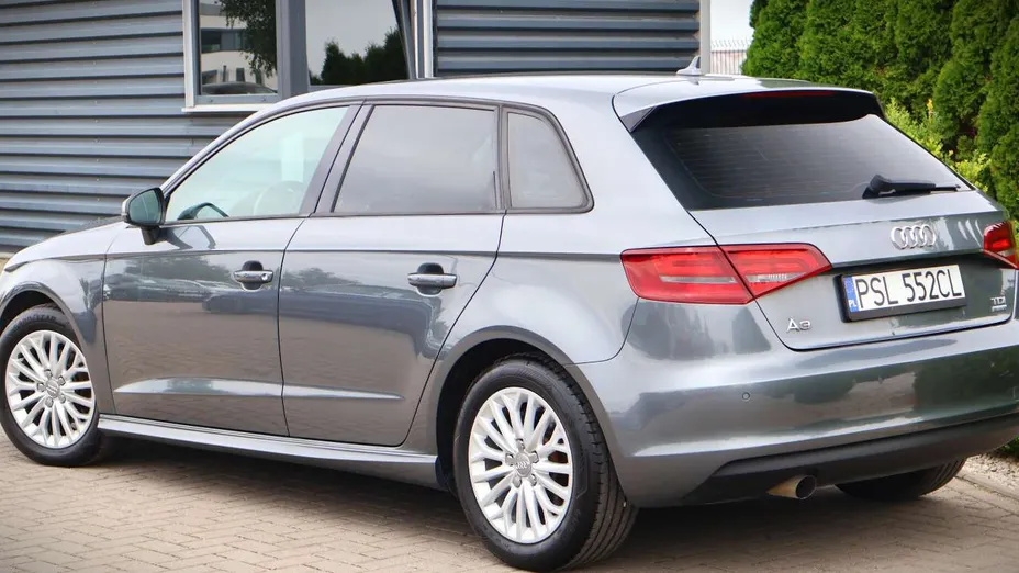 AUDI A3 -