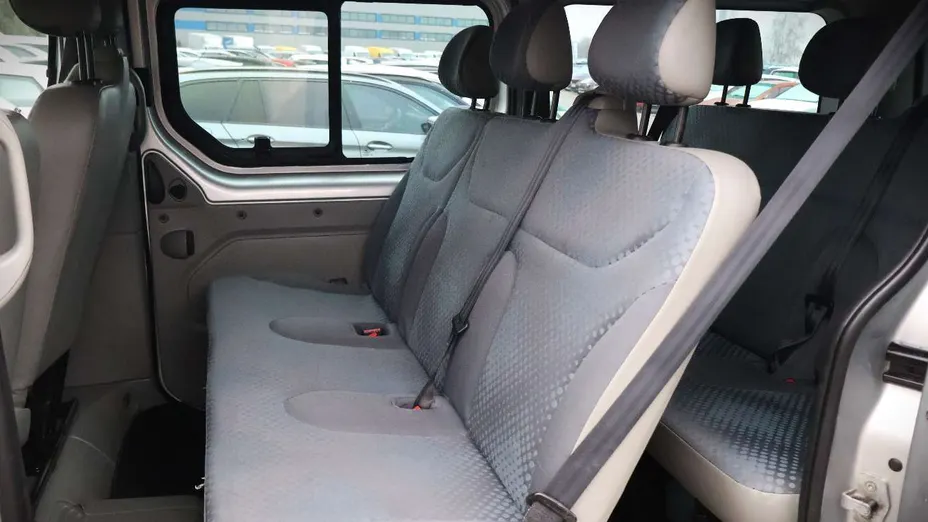 RENAULT Trafic -