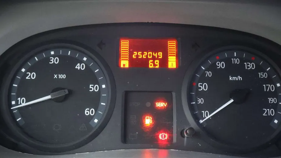 RENAULT Trafic -
