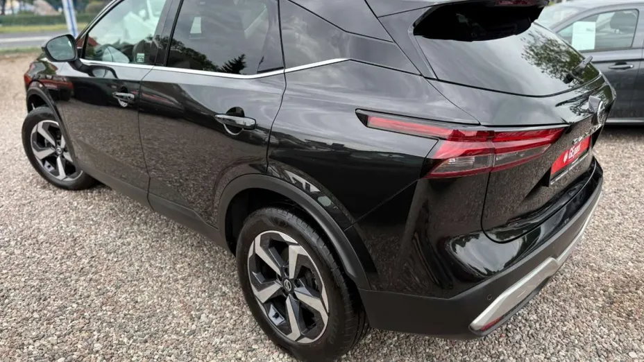 NISSAN Qashqai -